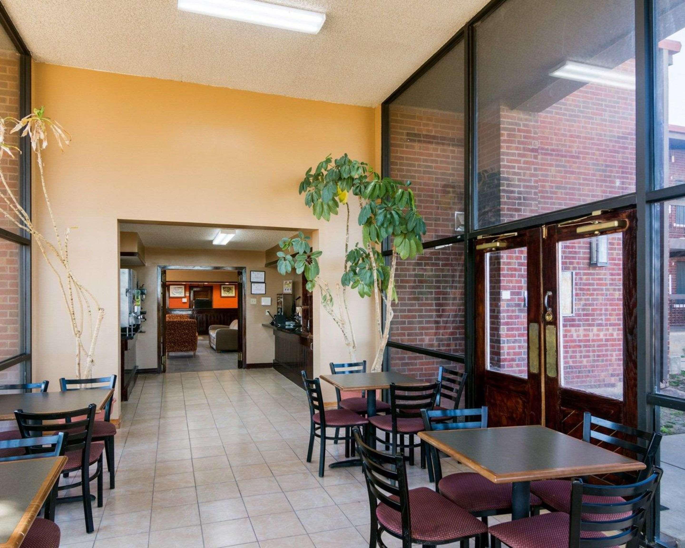 Econo Lodge Wichita Falls Downtown Esterno foto